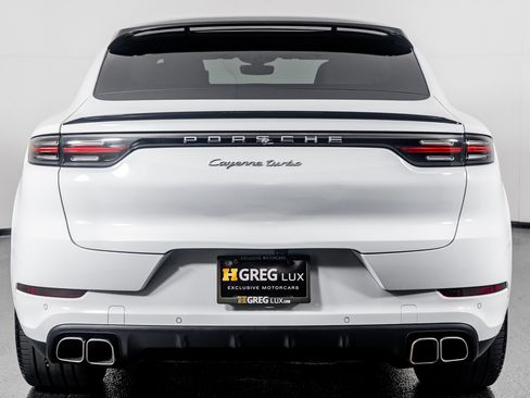 Used 2023 Porsche Cayenne Turbo w/ Premium Package Plus (PI3) image 12