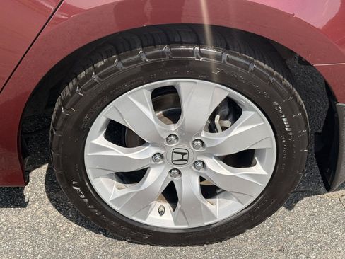 Used 2009 Honda Accord EX-L image 16
