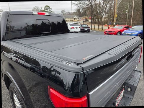 Used 2018 Ford F150 Limited w/ Trailer Tow Package image 11