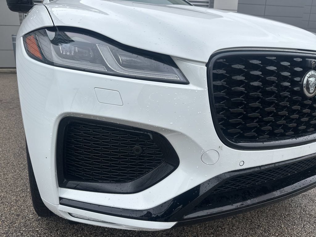 Used 2026 Jaguar F-PACE R-Dynamic S AWD/4WD image 14