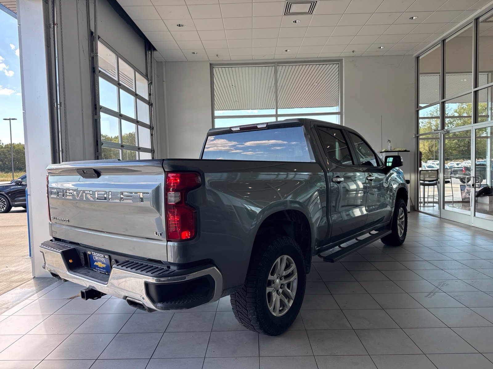 Used 2019 Chevrolet Silverado 1500 LT w/ All-Star Edition AWD/4WD image 4