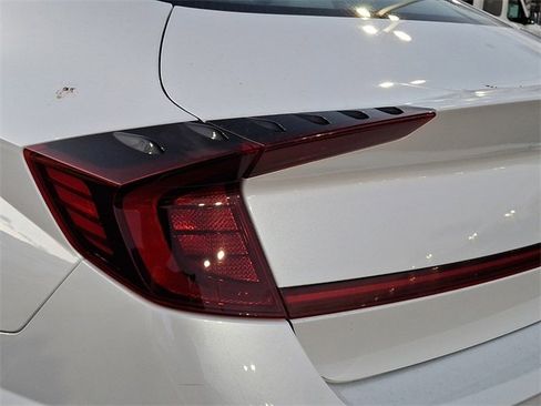 Used 2023 Hyundai Sonata SEL image 15
