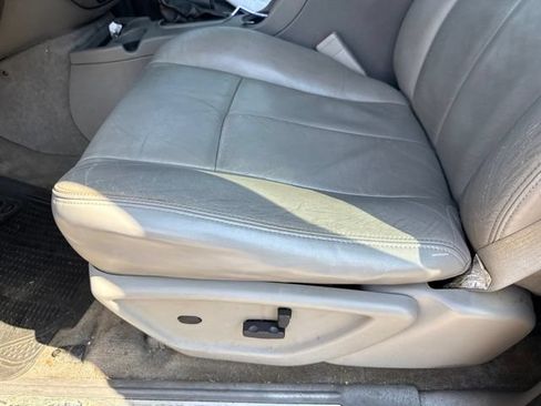 Used 2008 Chevrolet TrailBlazer LT w/ Sun And 6-Disc Cd Package AWD/4WD image 17