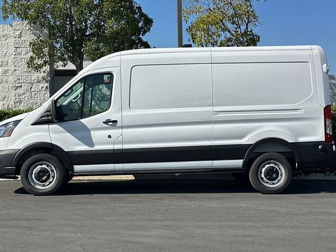 New 2026 Ford Transit 250 148 Medium Roof w/ Load Area Protection Package image 7