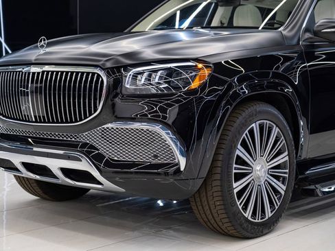 Used 2022 Mercedes-Benz Maybach GLS 600 4MATIC image 4