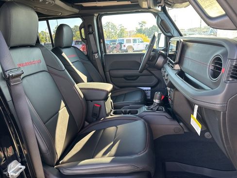 New 2026 Jeep Wrangler Unlimited Rubicon image 24