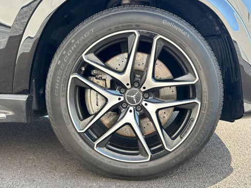 Used 2025 Mercedes-Benz GLE 53 AMG 4MATIC Coupe w/ Driver Assistance Package image 38