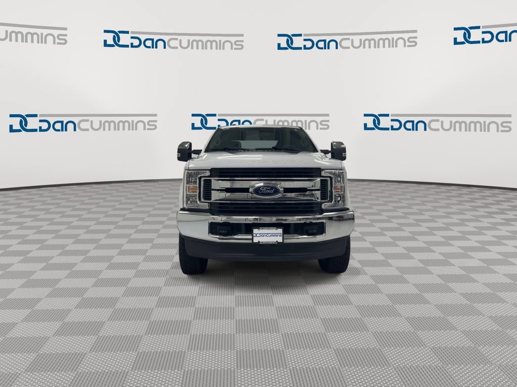Used 2019 Ford F250 XLT AWD/4WD image 3