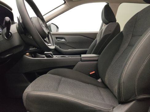 Used 2021 Nissan Rogue SV FWD image 17