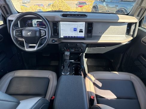 Used 2024 Ford Bronco Wildtrak image 17