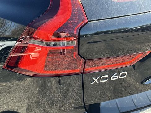 New 2026 Volvo XC60 T8 Ultra w/ Climate Package image 10