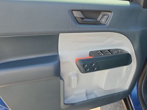 Used 2024 Ford Maverick XLT w/ XLT Luxury Package FWD image 17