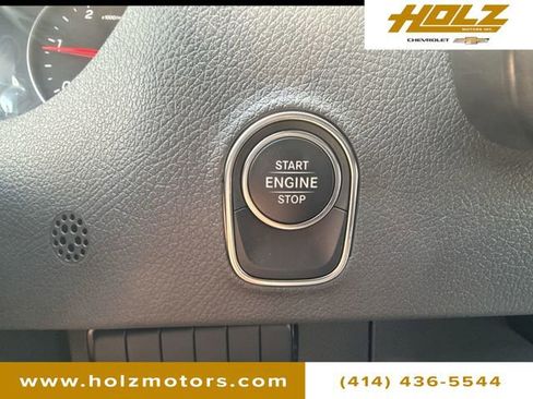 Used 2025 Mercedes-Benz Sprinter 2500 image 16