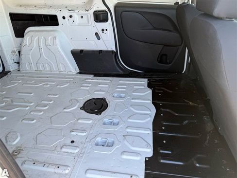 Used 2018 RAM ProMaster City Tradesman image 27