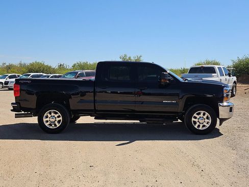Used 2017 Chevrolet Silverado 2500 LT w/ LT Fleet Convenience Package AWD/4WD image 4