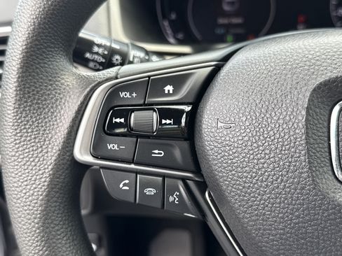 Certified 2019 Honda Accord EX image 34