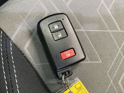 Used 2023 Toyota Tacoma TRD Off-Road w/ Black Out Package (TMS) image 29