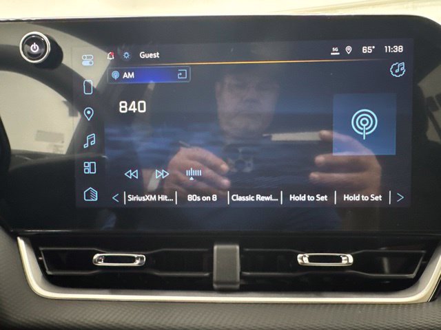 New 2027 Chevrolet Equinox LT w/ Convenience Package II FWD image 16