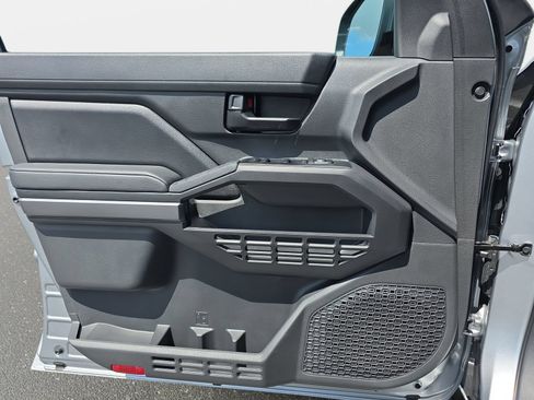 Used 2025 Toyota Tacoma SR5 RWD image 27