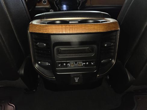 Used 2019 RAM 1500 Limited AWD/4WD image 27