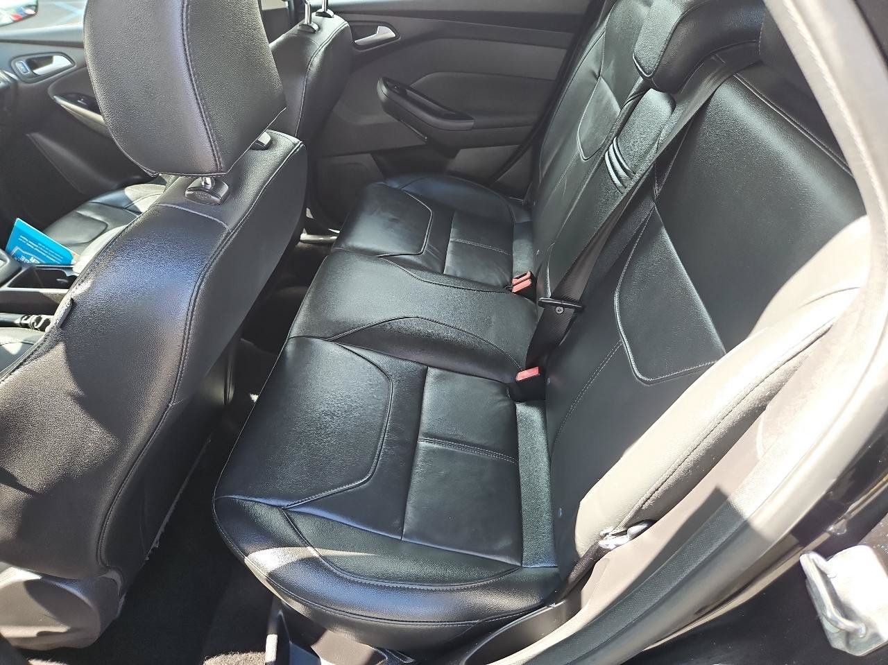 Used 2015 Ford Focus SE w/ Equipment Group 201A FWD image 20