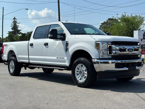 Used 2018 Ford F350 XLT w/ FX4 4x4 Off Road Package image 3
