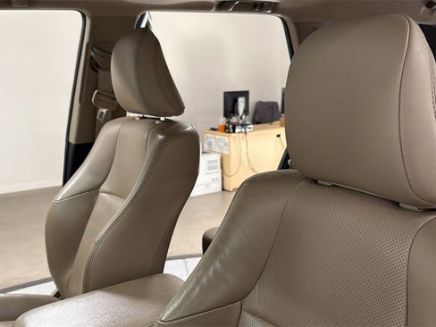 Used 2020 Toyota 4Runner Limited image 13