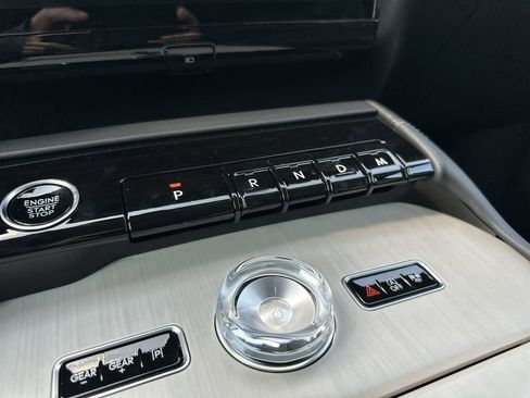 New 2025 Lincoln Navigator Reserve AWD/4WD image 20