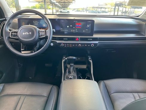 Used 2024 Kia Sorento EX FWD image 14