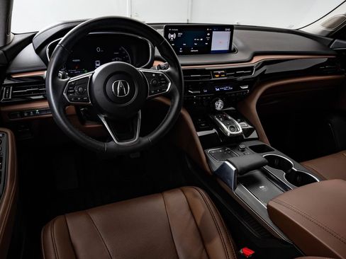 Certified 2024 Acura MDX SH-AWD w/ Technology Package image 4