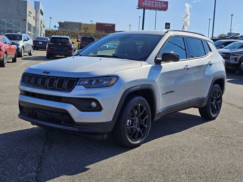 New 2026 Jeep Compass Latitude image 1
