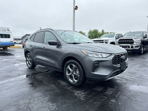 Used 2025 Ford Escape ST-Line AWD/4WD image 7