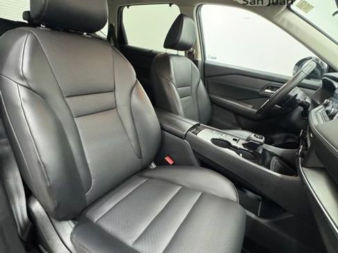 Used 2024 Nissan Rogue SV w/ SV Premium Package FWD image 27