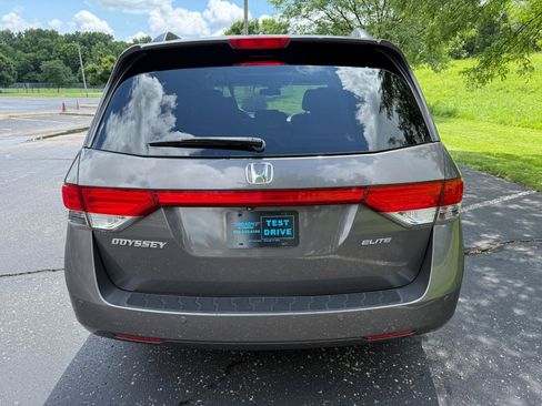 Used 2014 Honda Odyssey Touring Elite image 14