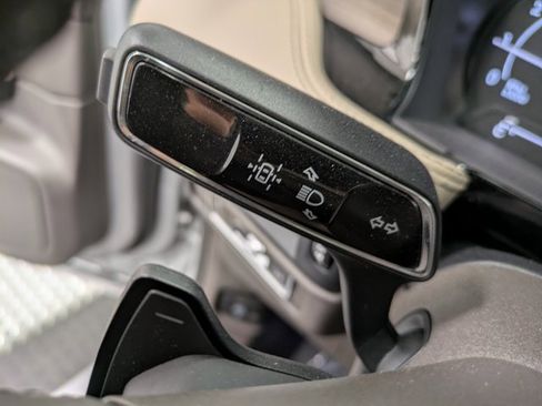 Used 2020 Lincoln Corsair Reserve w/ Equipment Group 201A image 17