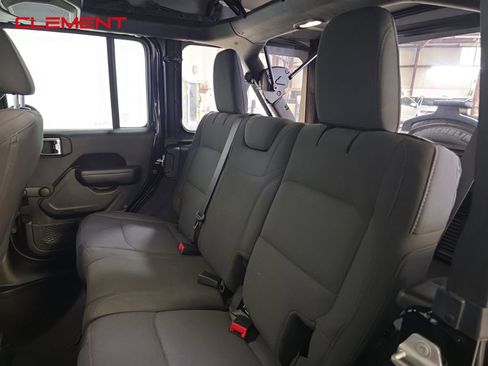 Used 2023 Jeep Wrangler Unlimited Sport AWD/4WD image 26