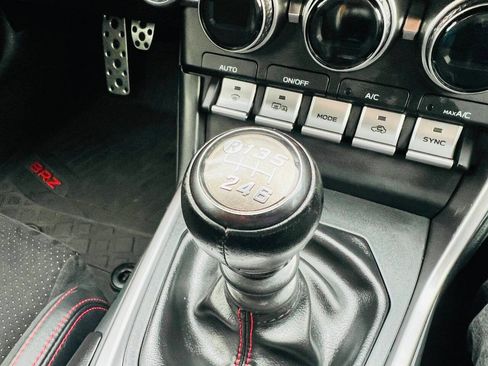 Used 2022 Subaru BRZ Limited RWD image 20