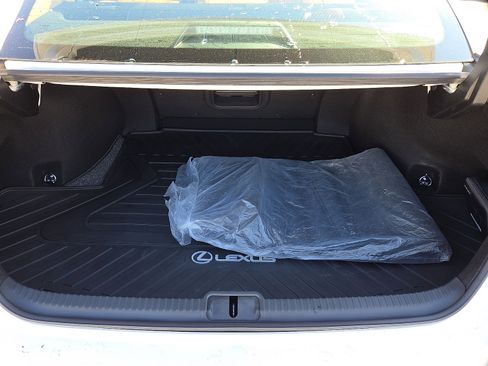 Used 2022 Lexus ES 350 w/ Accessory Package 2 image 27