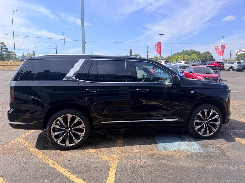 Used 2026 Cadillac Escalade Luxury w/ Touring Package AWD/4WD image 5