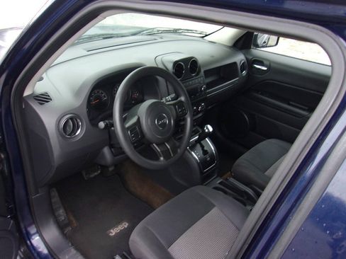 Used 2017 Jeep Patriot Sport w/ Power Value Group FWD image 11
