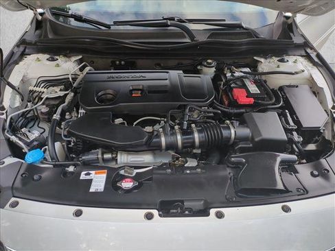 Used 2021 Honda Accord Touring image 27