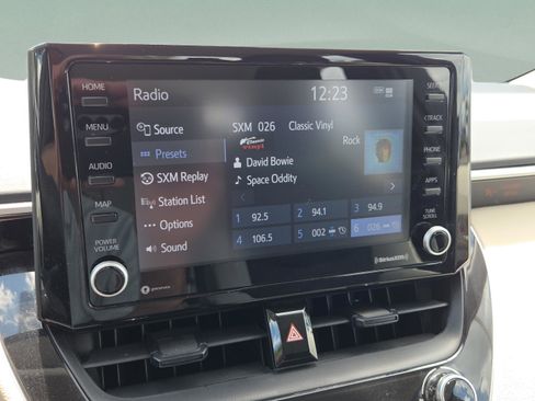 Certified 2022 Toyota Corolla LE FWD image 18