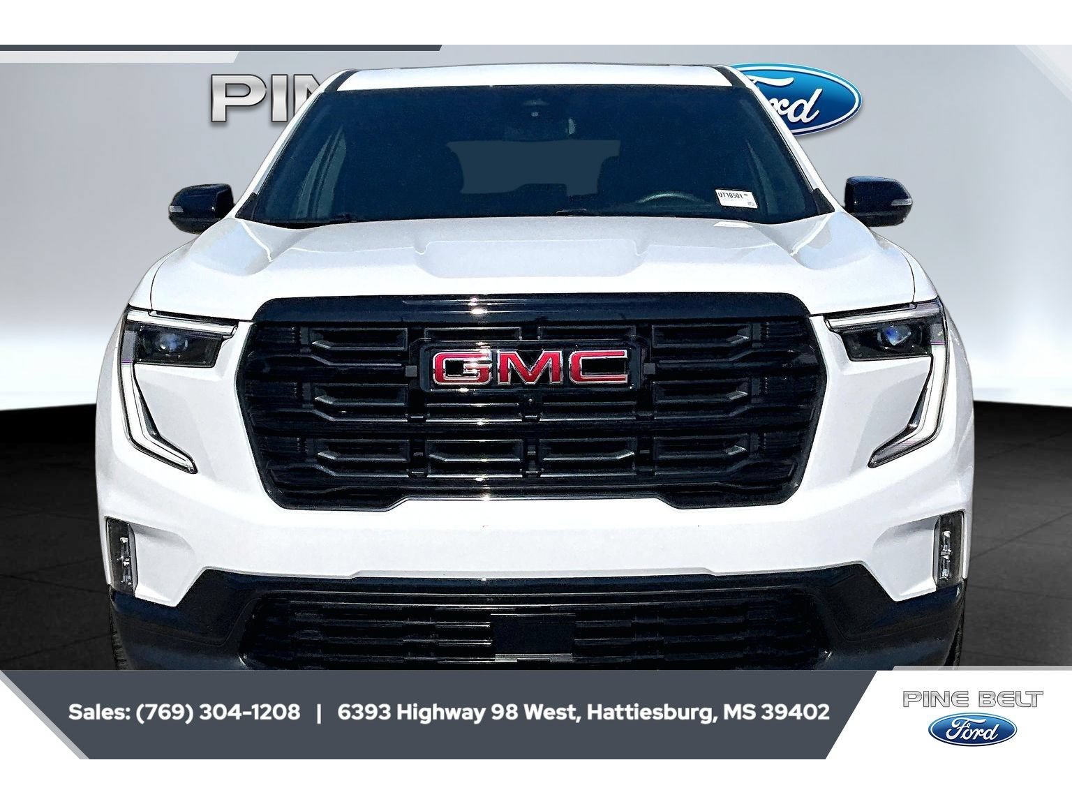 Used 2024 GMC Acadia Elevation w/ Black Edition FWD image 3
