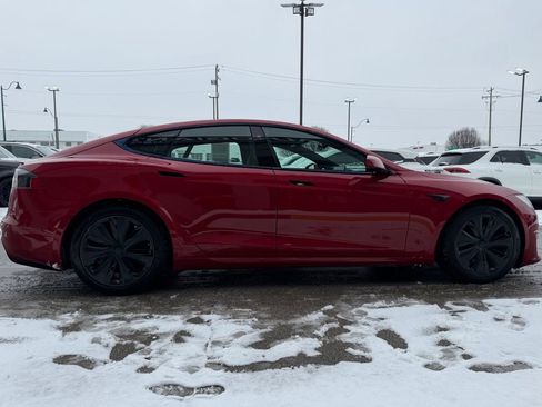 Used 2021 Tesla Model S Plaid image 12