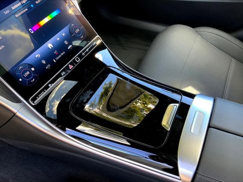 Used 2025 Mercedes-Benz C 300 C 300 image 7