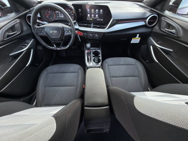 New 2026 Chevrolet Trax RS w/ Sunroof Package FWD image 10
