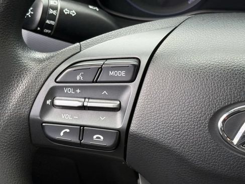 Used 2019 Hyundai Kona SE FWD image 13