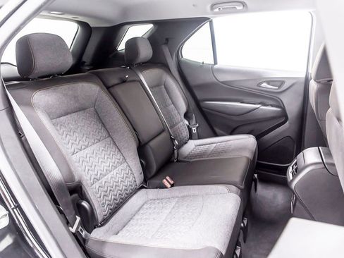 Used 2023 Chevrolet Equinox LT image 35