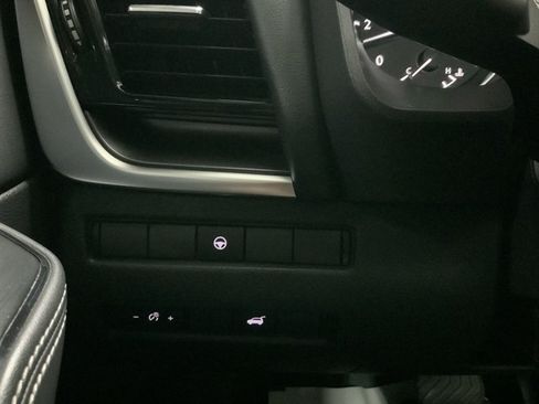 Used 2021 Nissan Rogue SV w/ Premium Package FWD image 34