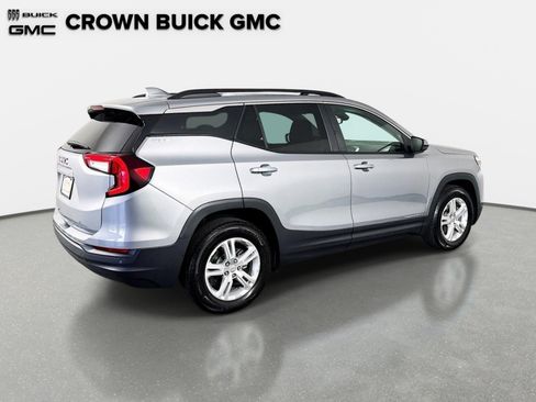 Certified 2024 GMC Terrain SLE w/ Driver Convenience Package FWD image 5